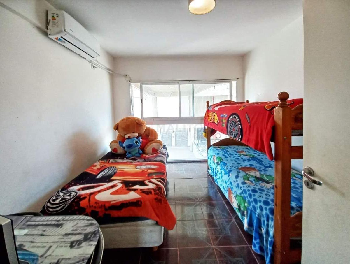 Venta Departamento 3 Ambientes en Duplex con Balcon en El Barrio Olimpico en Villa Soldati 5