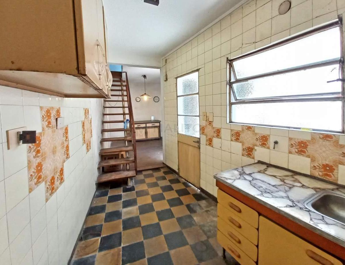 Venta PH Contrafrente 3 Ambientes con Patio y Terraza en Parque Avellaneda. 1