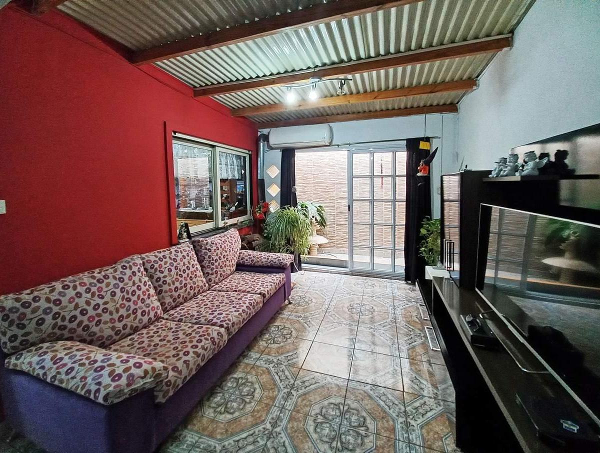 Venta PH Al Fondo 4 Ambientes con Patio y Terraza en Parque Avellaneda 4