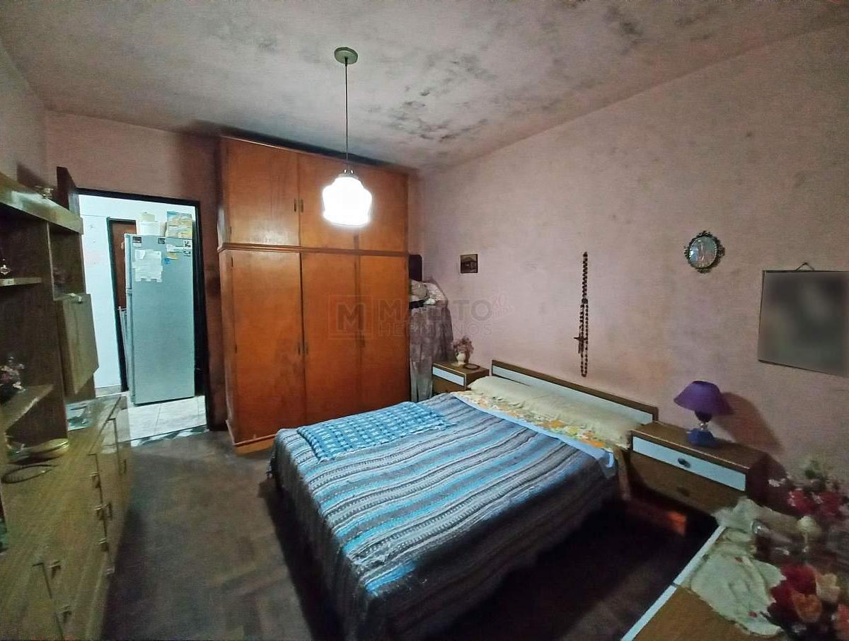 Venta PH Al Fondo 4 Ambientes con Patio y Terraza en Parque Avellaneda 1