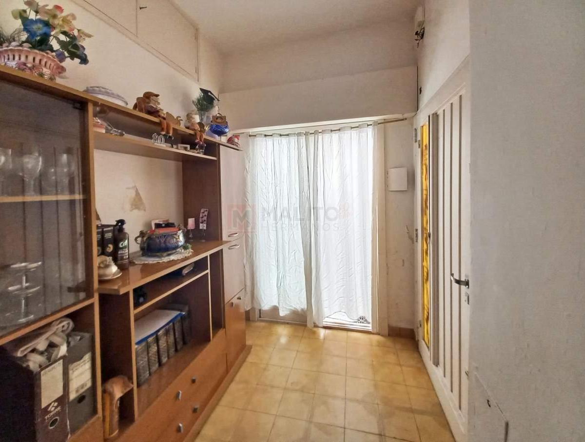 Venta PH con Patio, Terraza y Quincho en Parque Avellaneda 4