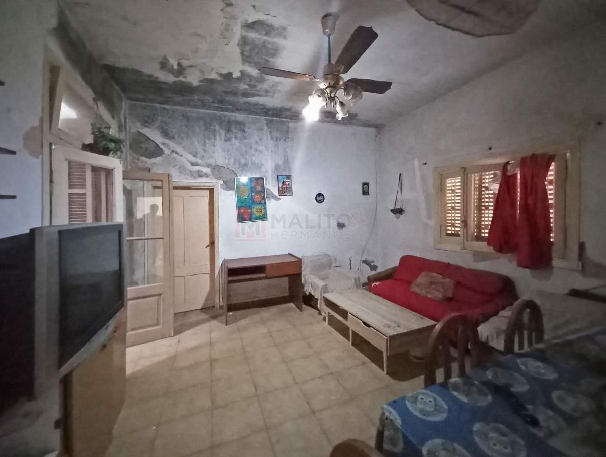 Venta PH 4 Ambientes con Patio Cubierto y Terraza en Mataderos 3