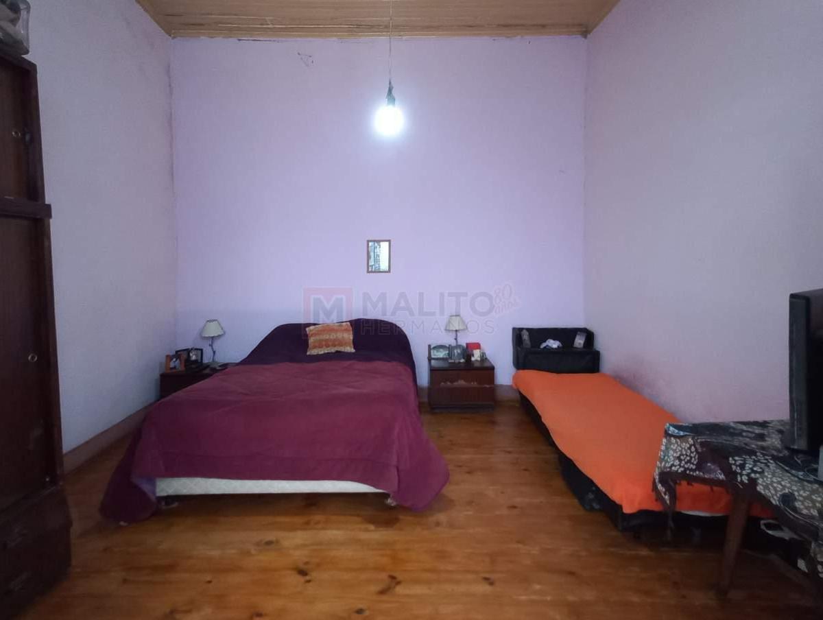 Casa Lote Propio 4 Ambientes con Local, Garage Semicubierto, Patio y Terraza. Lote de 8,66 X 25 4