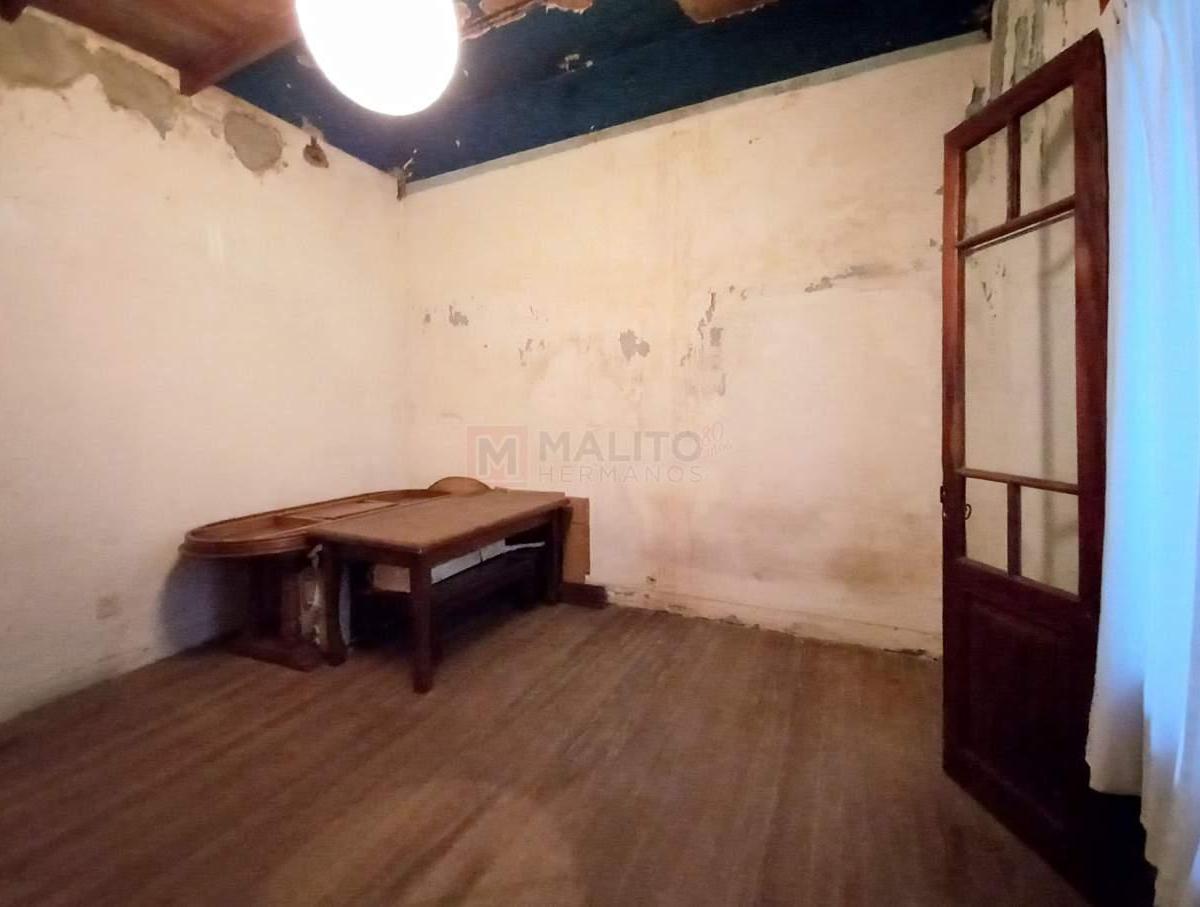 Venta Casa 5 Ambientes con Patio, Terraza y Parrilla en Mataderos 4