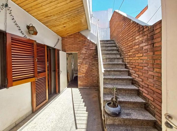 Venta PH Frente 4 Ambientes con Patio y Terraza en Parque Av 3