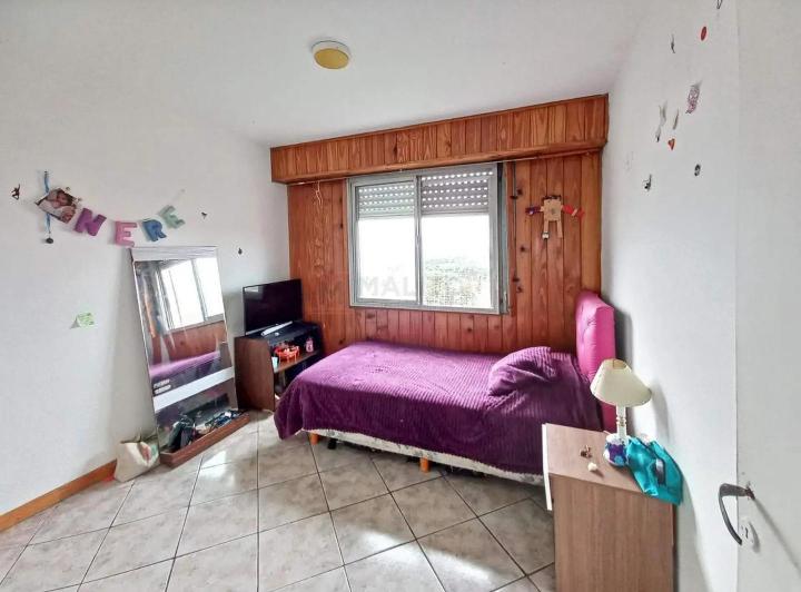 Venta Departamento 3 Ambientes en Barrio Nagera en Villa Lug 5