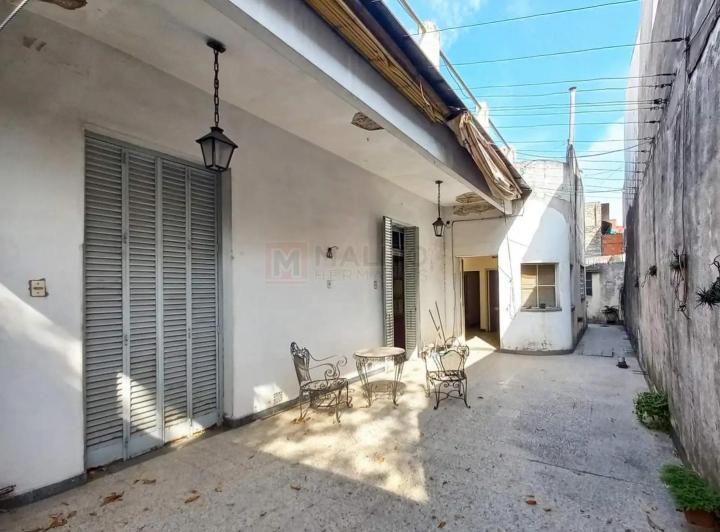 Venta Casa Lote Propio 4 Ambientes con Patio, Terraza y Gara 2