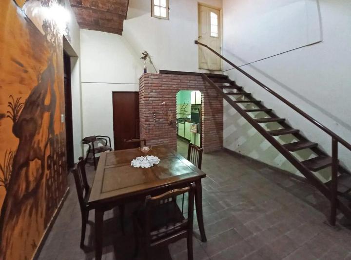 Venta Casa Lote Propio - 2 Viviendas - 5 Dormitorios - Con T 2