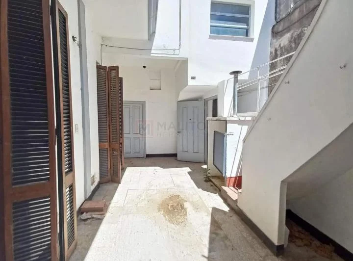 Venta Casa en Bloque en Lote Propio 4 Viviendas con Terrazas 4