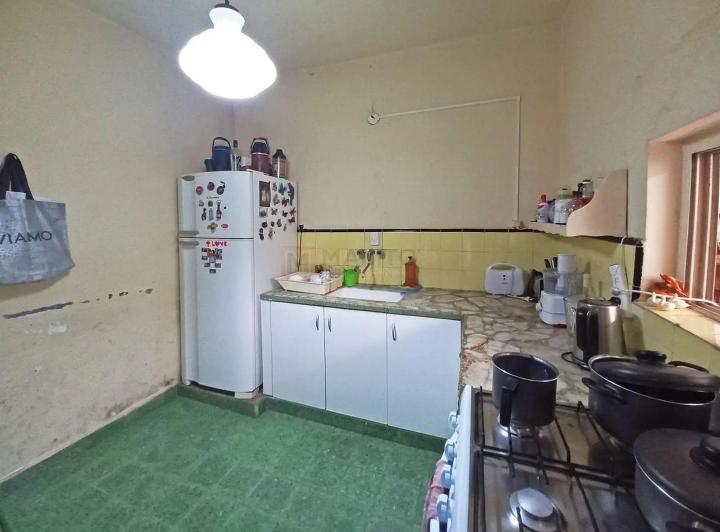 Venta Casa Multifamiliar 2 Unidades, 6 Ambientes con Patio y 3