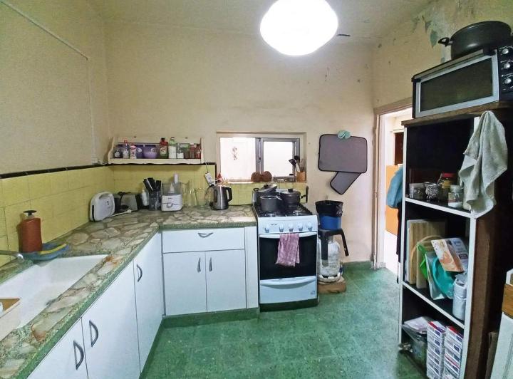 Venta Casa Multifamiliar 2 Unidades, 6 Ambientes con Patio y 5