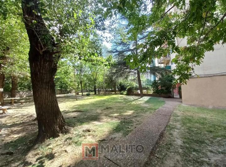 Venta Departamento 3 Ambientes con Balcon en Torre de Vivien 3