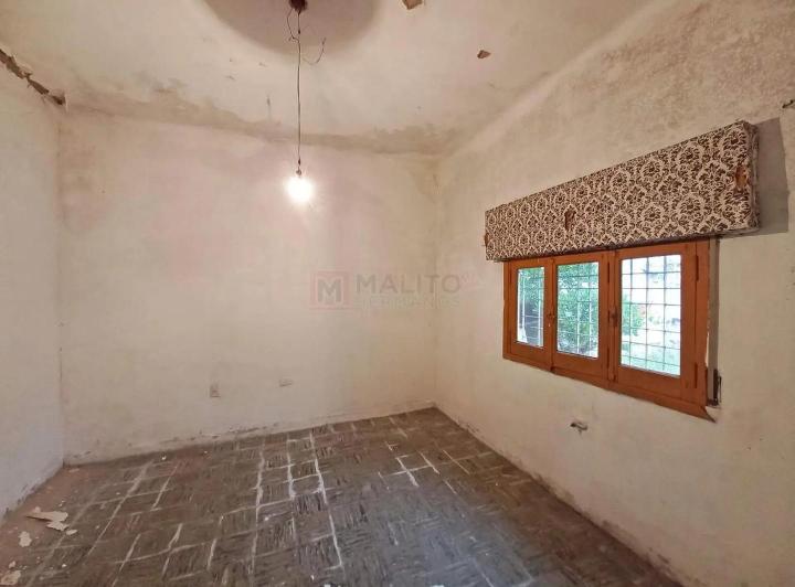 Venta 2 Viviendas - PH 3 Ambientes al Frente con Local y Gar 2