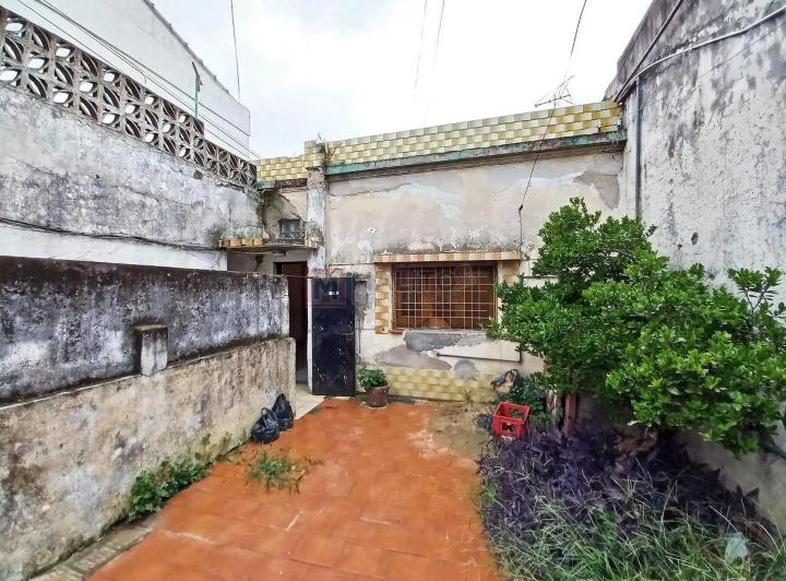 Venta 2 Viviendas - PH 3 Ambientes al Frente con Local y Gar 5