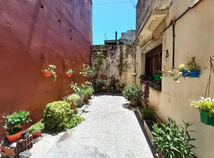 Venta PH Fondo 4 Ambientes con Patio y Terraza  2 Dormitorio 4
