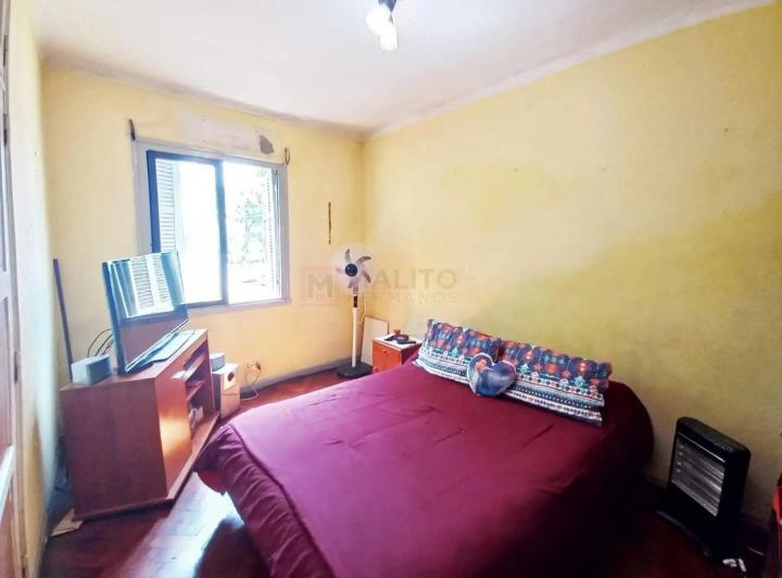 Venta Departamento 3 Ambientes con Balcon de Entrada en Mata 4