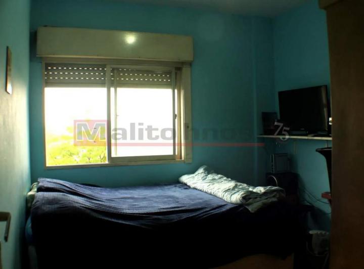 Foto de Venta Departamento 4 Ambientes con Balcón y Cochera !!, imagen 2