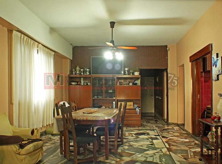 Venta Casa 4 Ambientes con Patio, Garage, Terraza y Galpón e 1