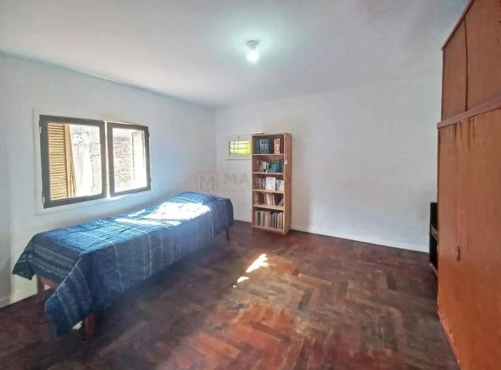 Venta Casa Lote Propio 8,66m x 24,71m, con Local, Patio, Bal