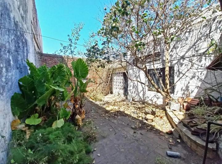 Venta Casa Lote Propio 3 Ambientes con Patio, Garage, Galpón