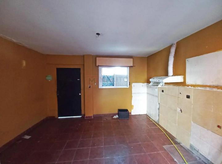 Venta Casa Lote Propio 4 Ambientes con Terraza y Patio en Fl 4