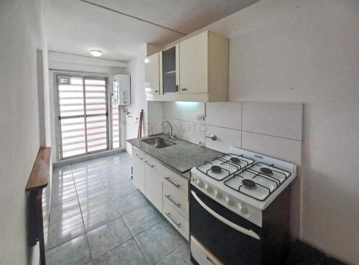 Venta Departamento 4 Ambientes con Balcon en Torre de Vivien 4