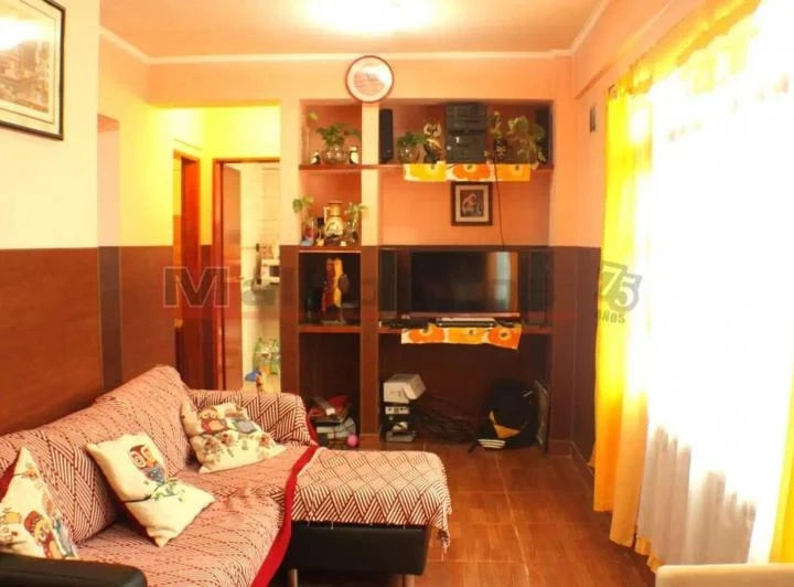 Venta Casa de 2 Viviendas con 2 Cocheras, Patio, Galpón y Te 1