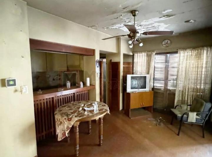 Venta Casa Lote Propio 8,66 x 42,73 - 5 Ambientes con Patio, 5