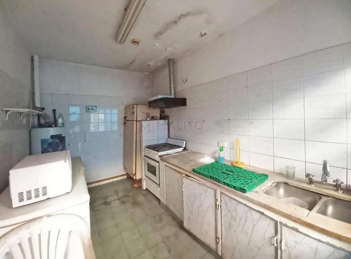 Venta Casa/Local Lote Propio 4 Ambientes con Patio y Garage 1