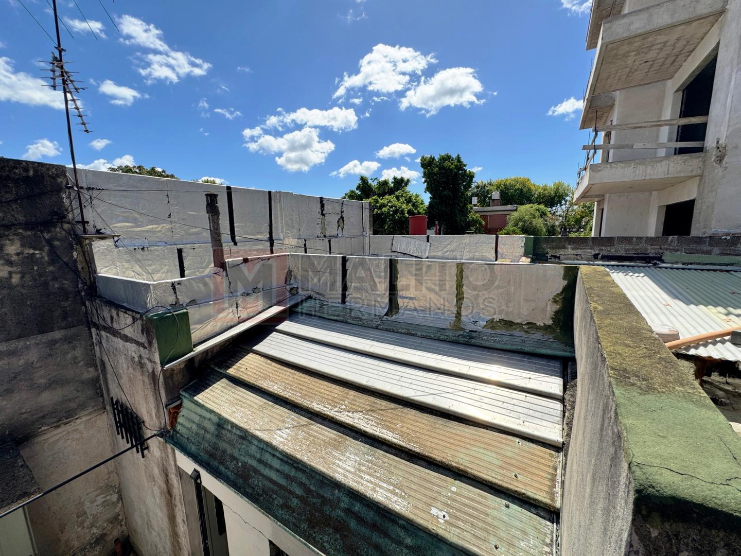 VENTA PH 2 AMB Y 1/2 EN CONTRAFRENTE ¡APTO CRÉDITO!