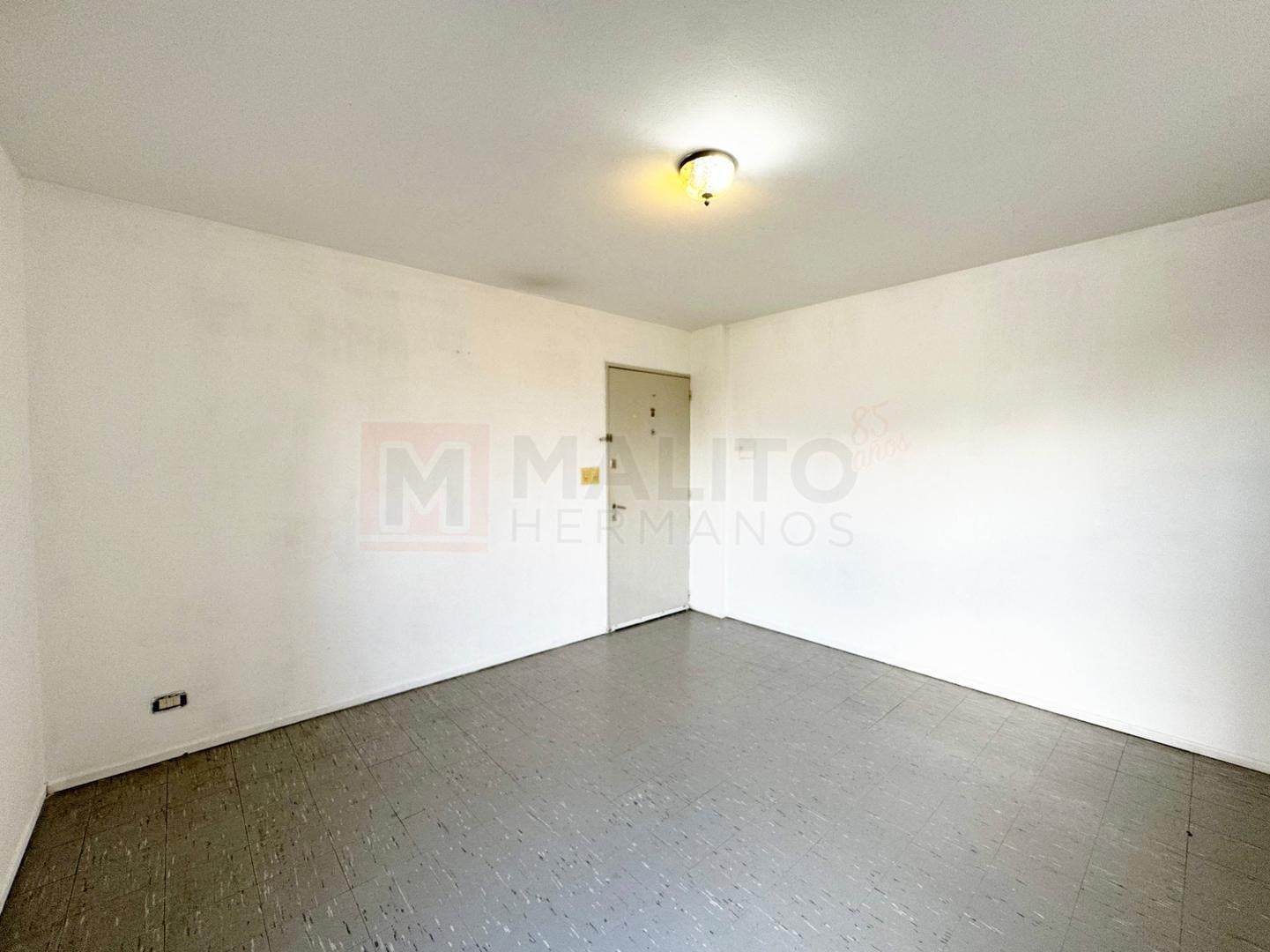 ALQUILER - Departamento 2 Ambientes en Barrio Castro