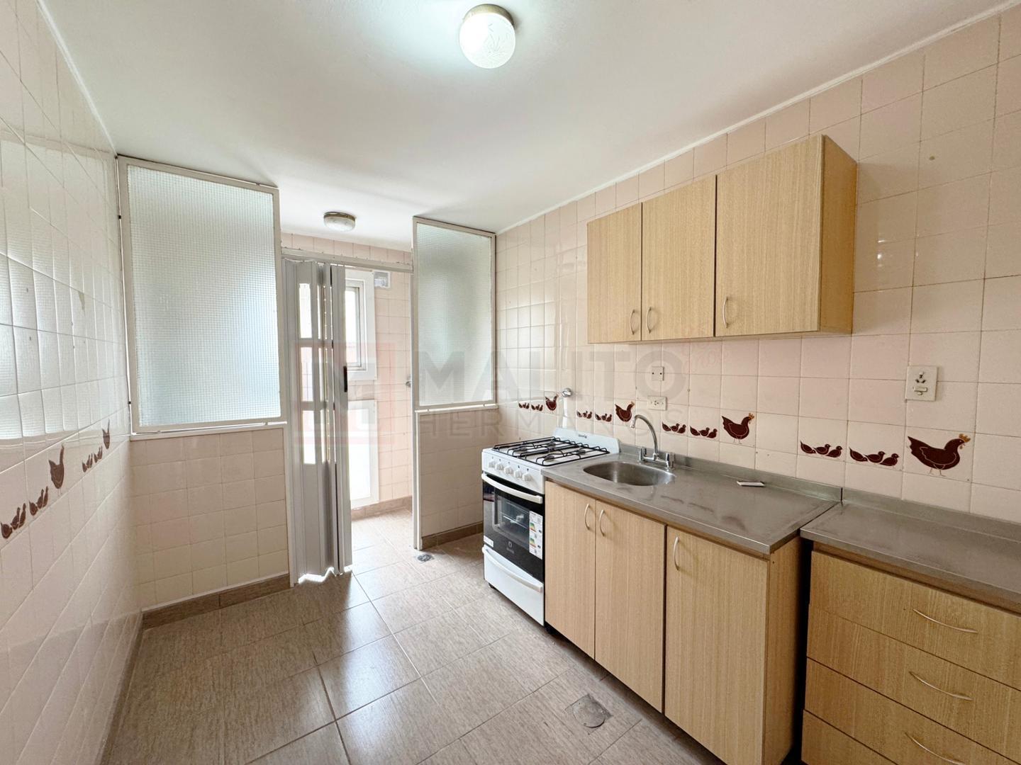 Foto de DEPARTAMENTO 2 AMBIENTES CON BALCÓN EN FLORES, imagen 4