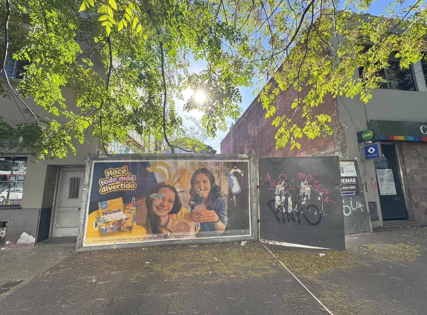 Excelente Terreno en Parque Avellaneda (ZONA COMERCIAL) 3