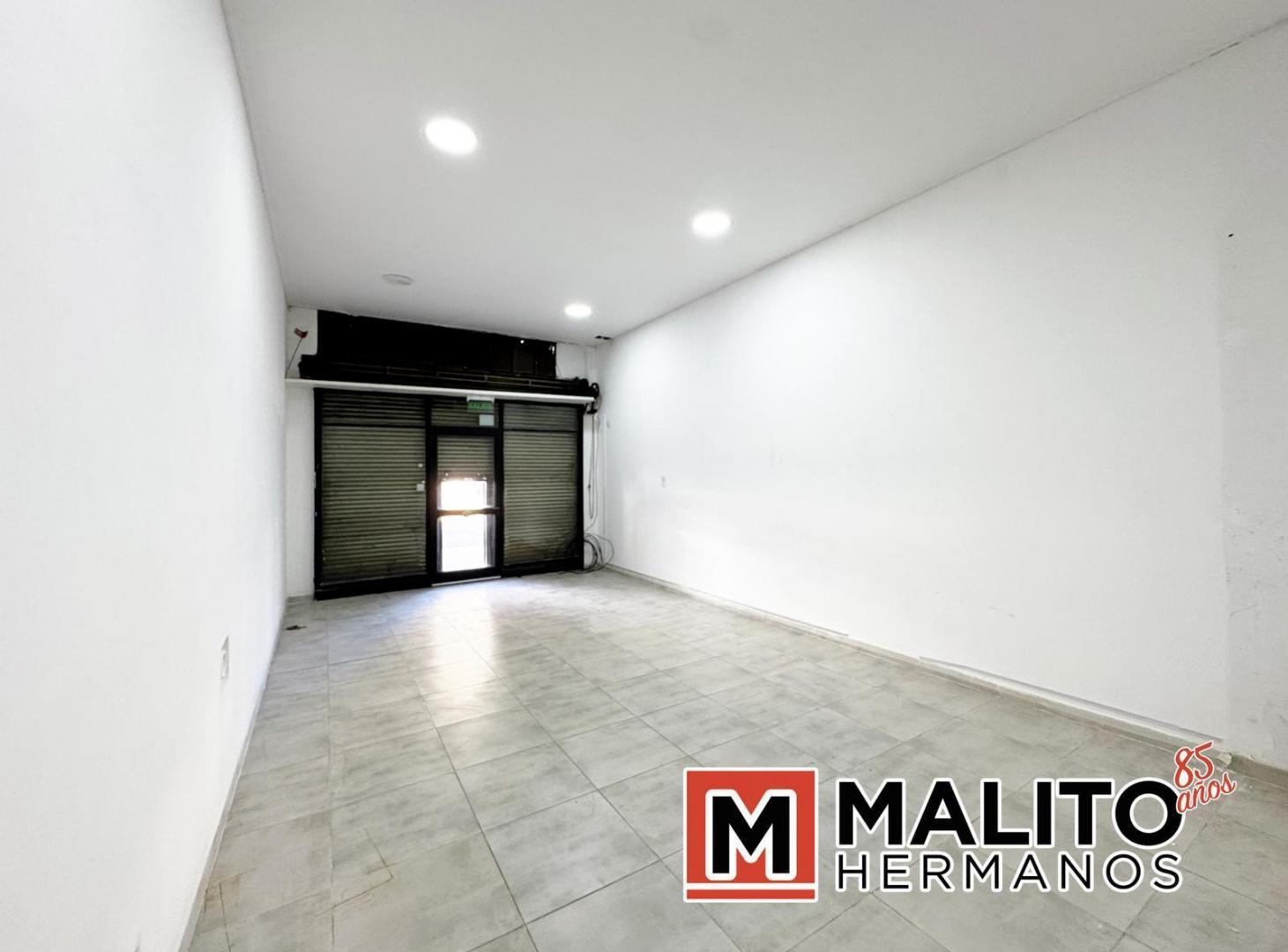 VENTA - LOCAL 34M2 EN VILLA LUGANO
