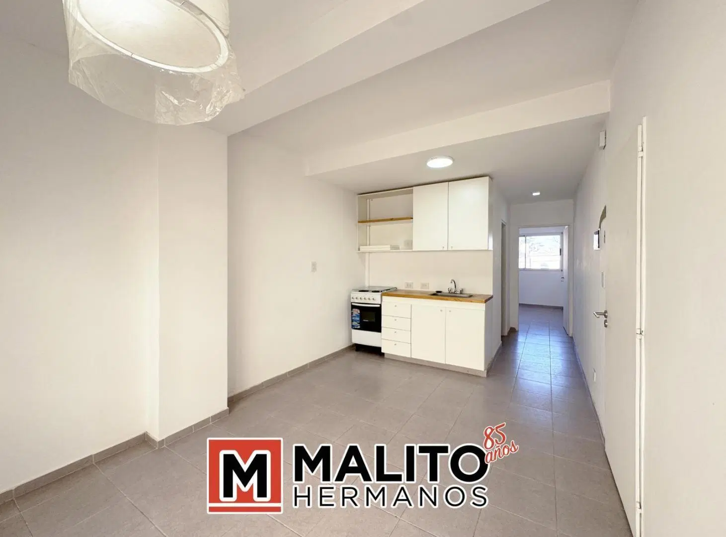 DEPARTAMENTO CON BALCÓN A ESTRENAR 4