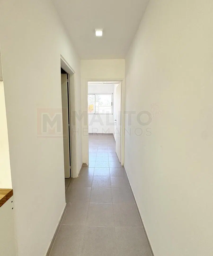 DEPARTAMENTO CON BALCÓN A ESTRENAR 3