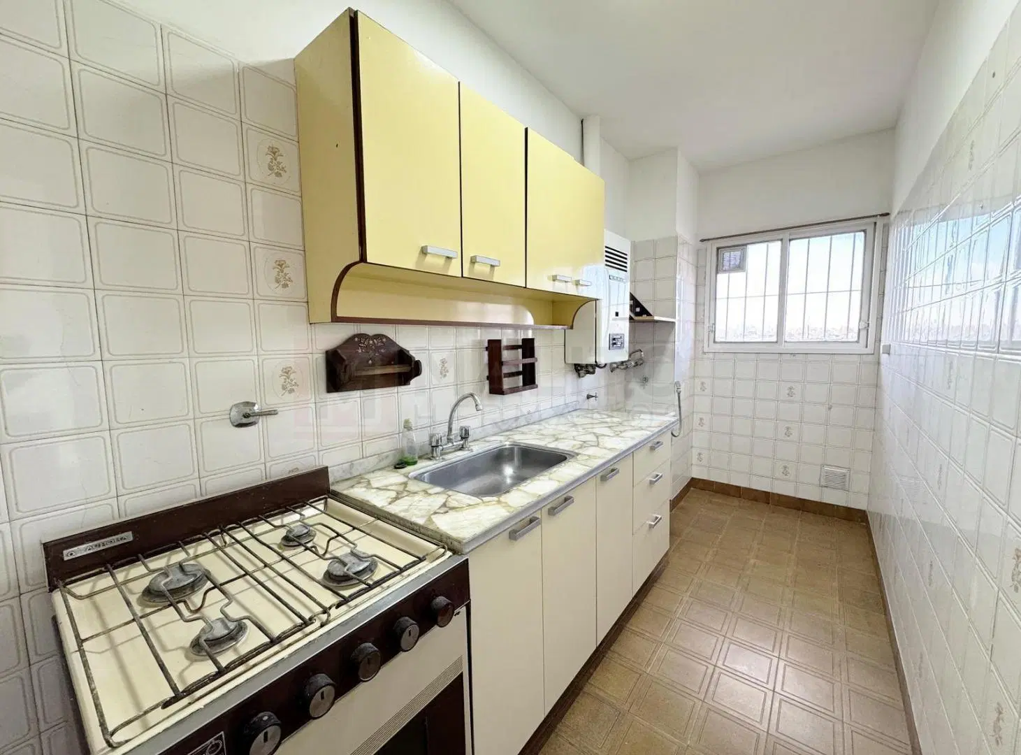 DEPARTAMENTO 2 AMBIENTES CON BALCÓN 4