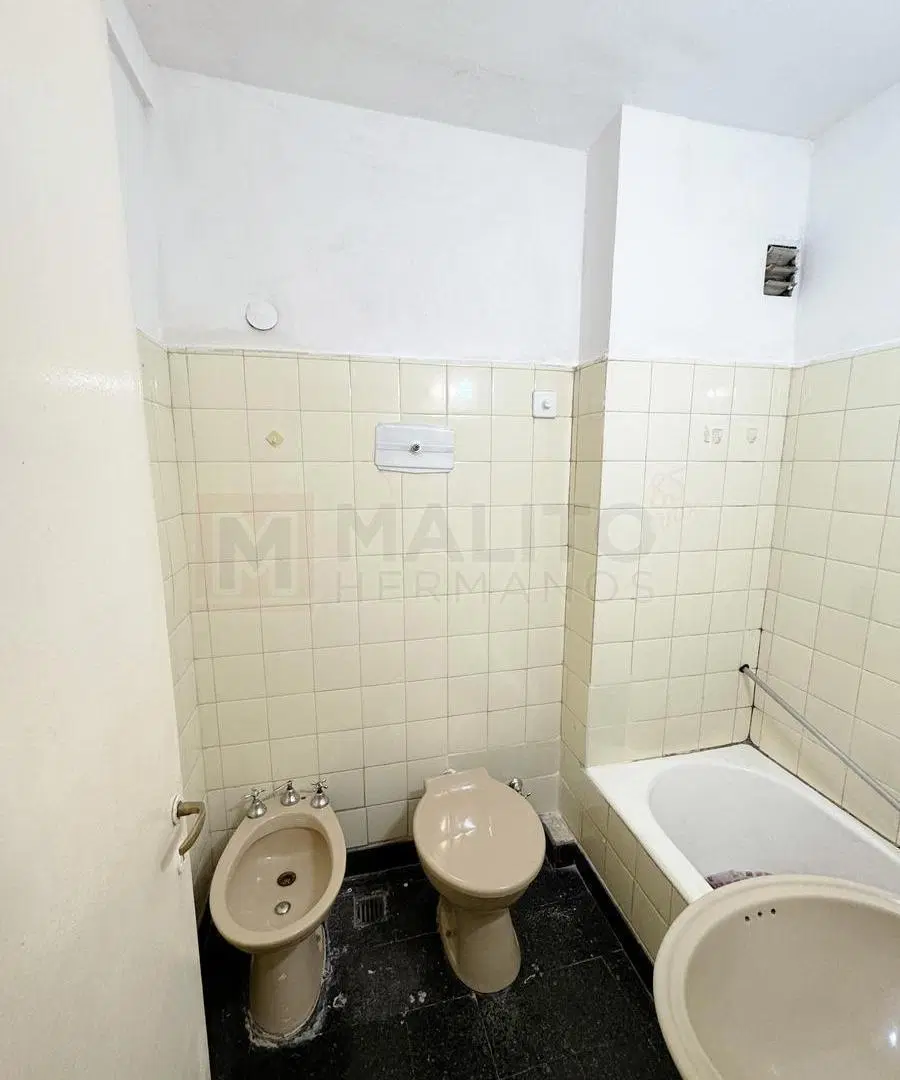 DEPARTAMENTO MONOAMBIENTE CON BALCÓN 2