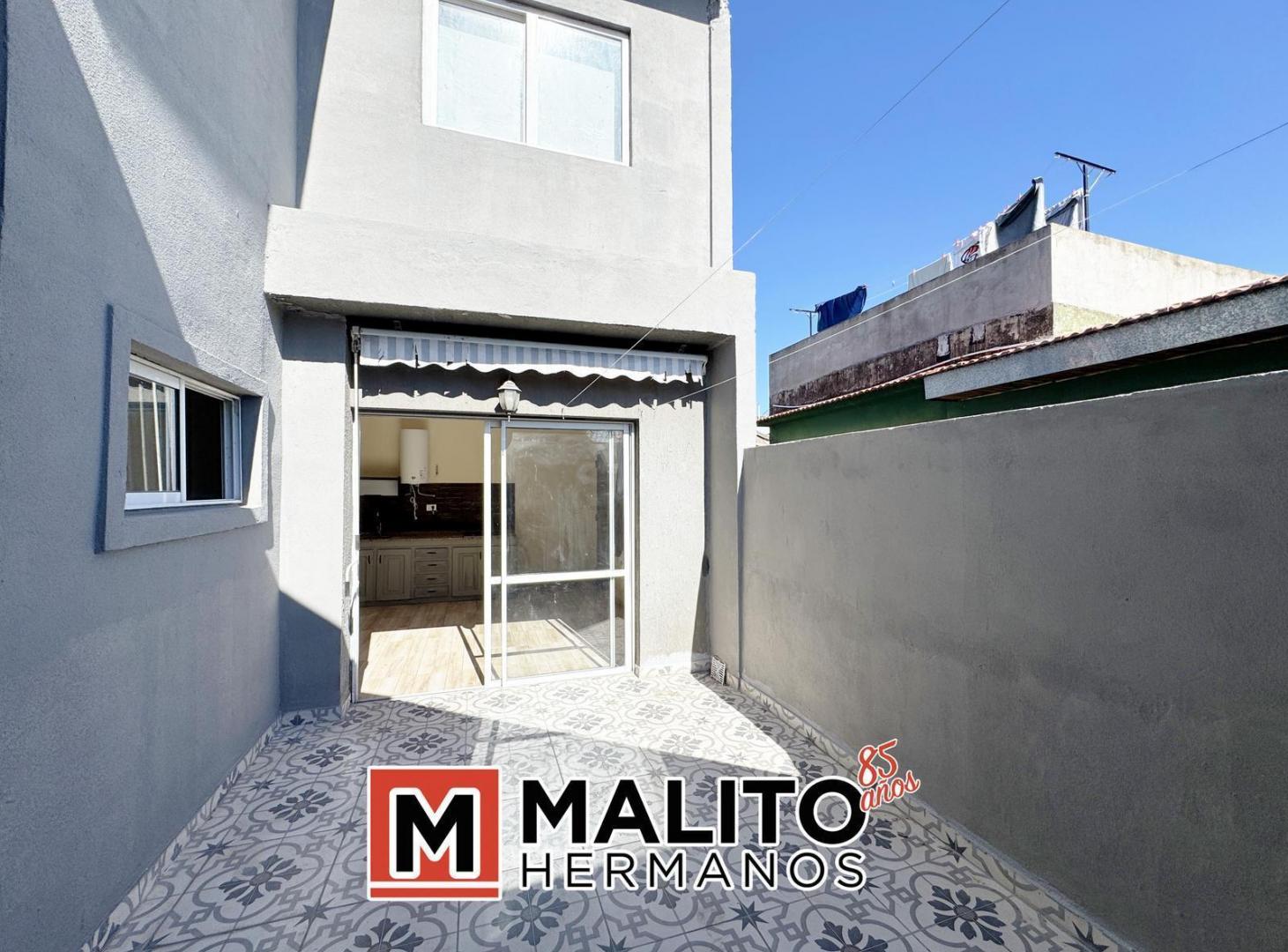 Foto de AMPLIO PH 3 AMBIENTES CON PATIO, imagen 1