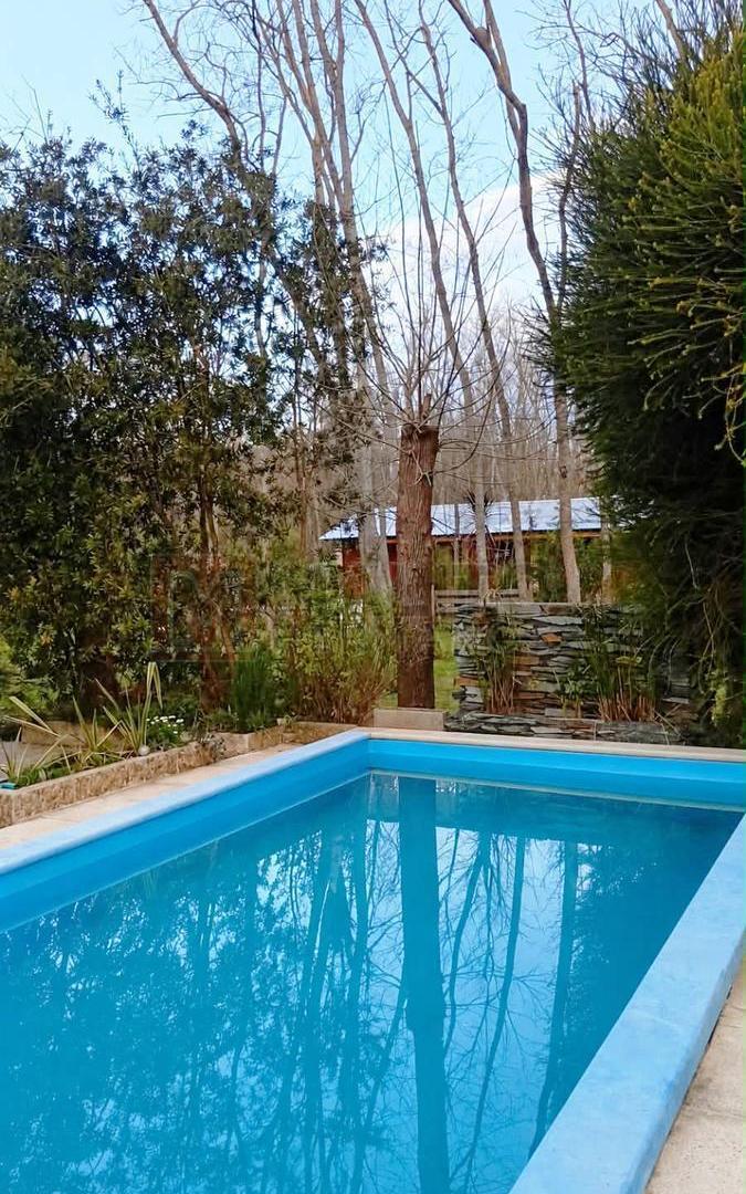 Foto de Dos casas con 2 piletas en Barrio Cerrado Los Bosquecitos – Brandsen, imagen 3