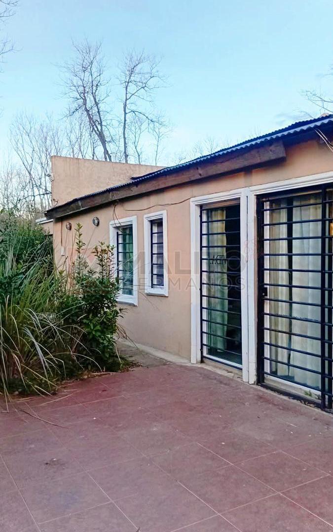 Foto de Dos casas con 2 piletas en Barrio Cerrado Los Bosquecitos – Brandsen, imagen 1