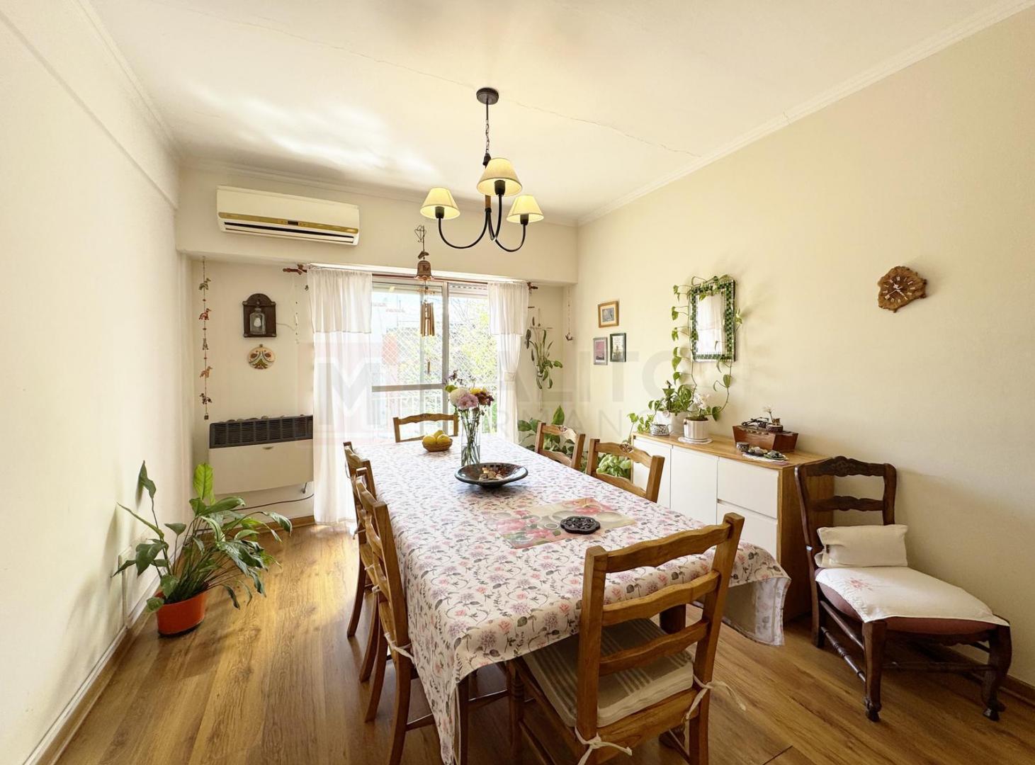 Foto de DEPARTAMENTO 4 AMBIENTES CON BALCÓN, imagen 2