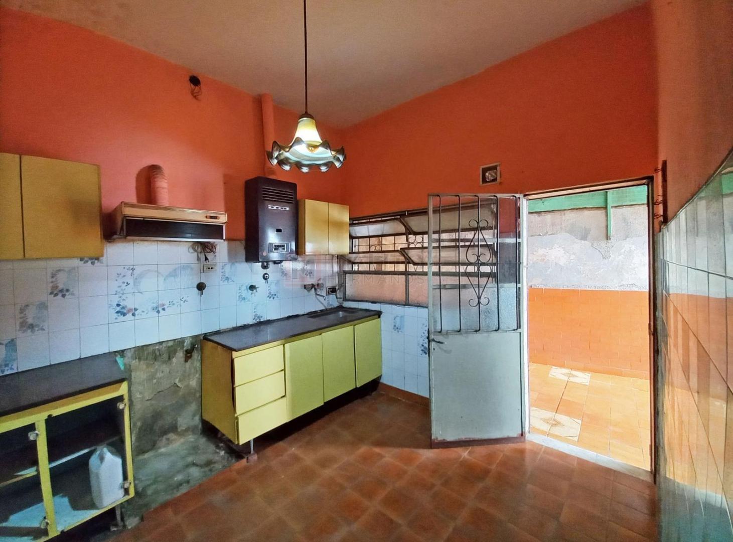 Foto de Venta Casa 3 Ambientes con Patio, Terraza y Quincho, imagen 4