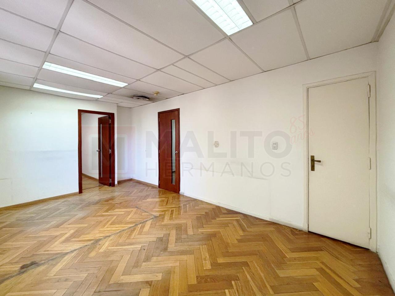 Foto de OFICINA DE 170 M2 – Excelente Ubicación sobre Av. Corrientes, imagen 5