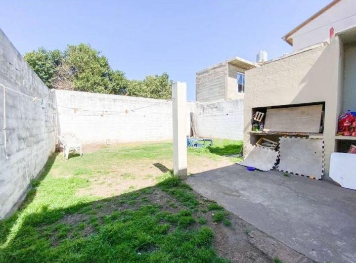 VENTA GRAN CASA ZONA NORTE PATIO COCHERA PLAN IPV 5