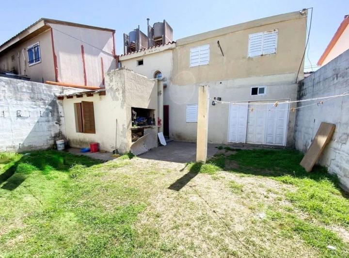 VENTA GRAN CASA ZONA NORTE PATIO COCHERA PLAN IPV 3