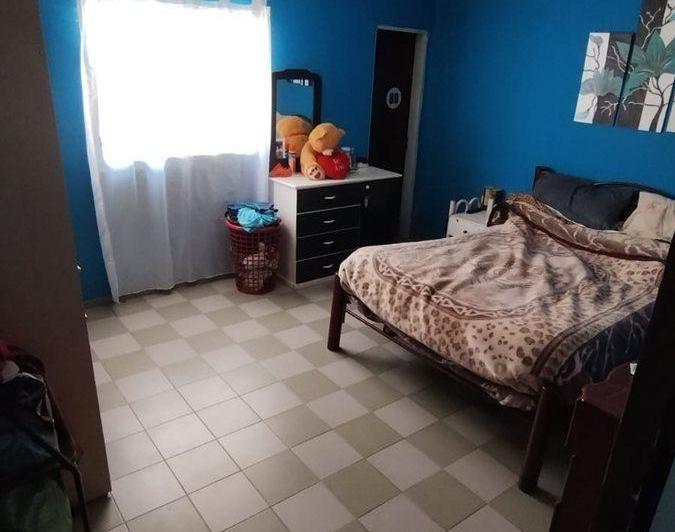 VENTA CASA EN BARRIO ARENALES 4