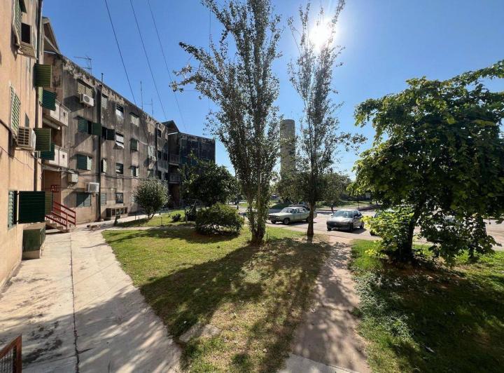 OPORTUNIDAD VENTA DEPTO. A REFACCIONAR ZONA SUR 3