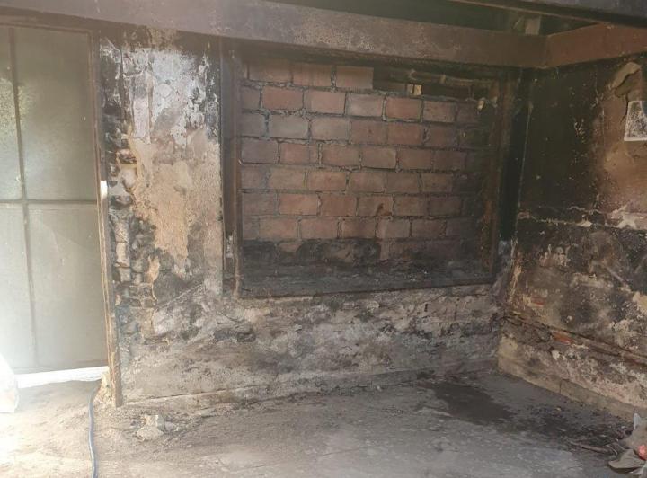 VENTA CASA DEMOLER GUEMES APTO COCHERAS GALPON 3