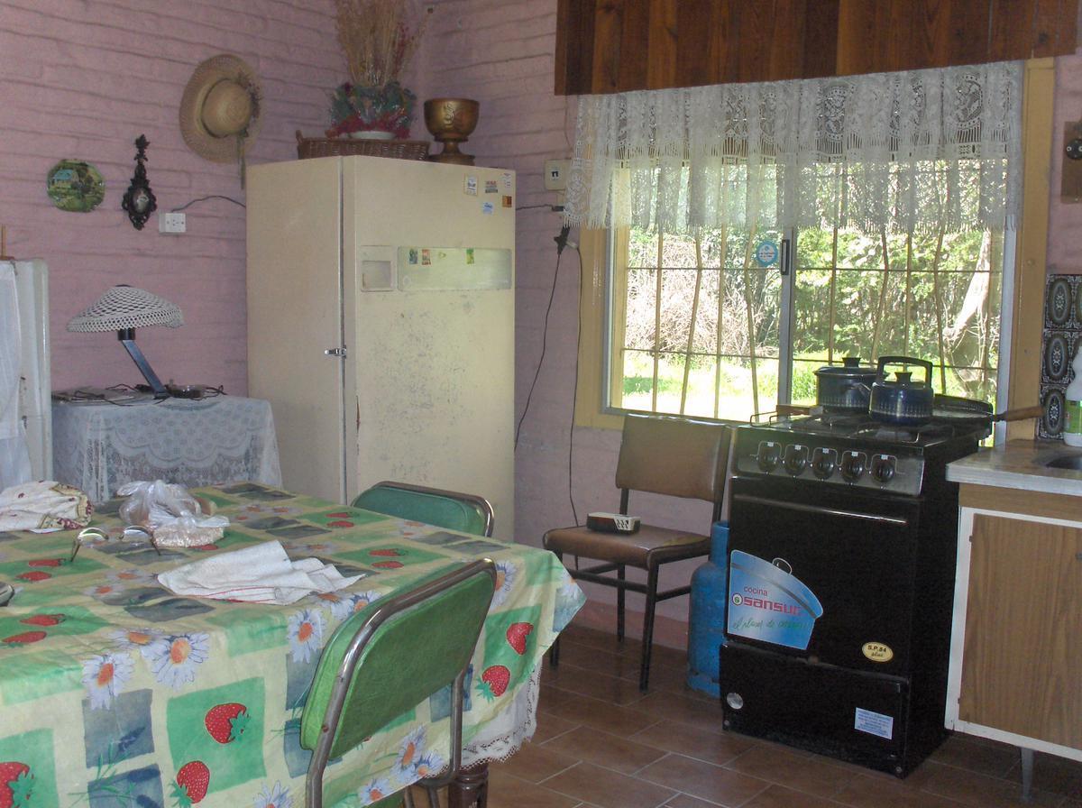 Foto de CASA BASICA CON GRAN LOTE DE 3000M2 EN VENTA - EL MORO - MARCOS PAZ, imagen 2